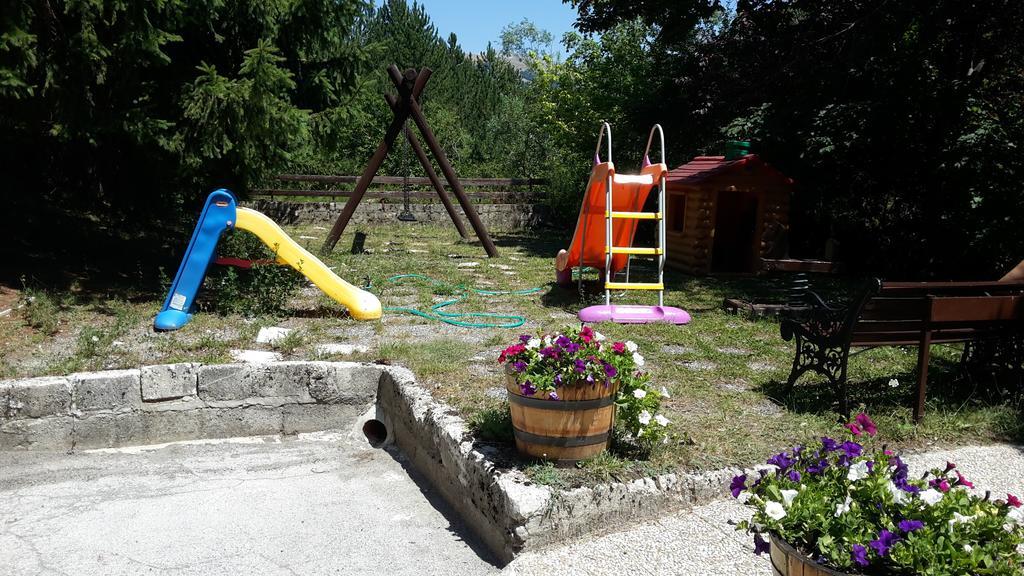 Appartamento Roccione Ovindoli Cameră foto